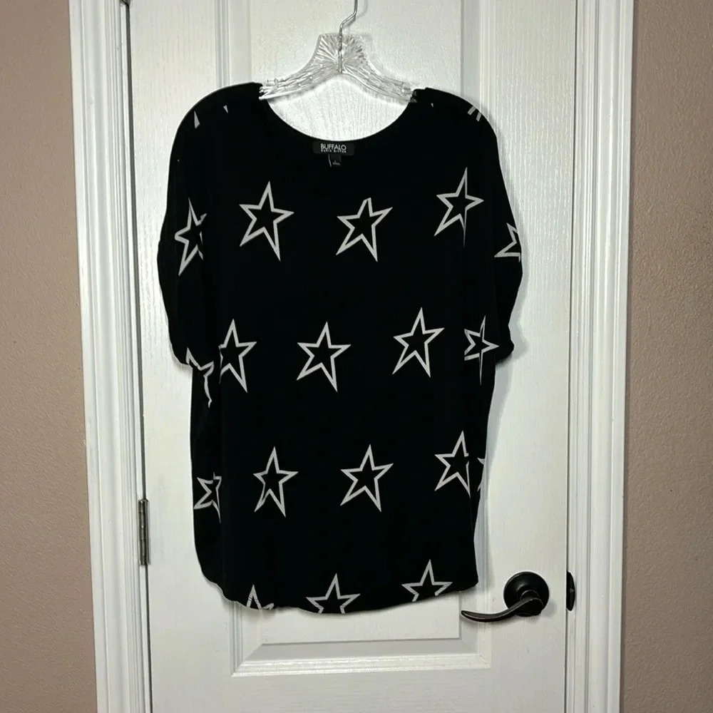 Buffalo David Bitton Women's Cap Sleeve‎ Crewneck Blk/Stars Top Size L Pre-Owned